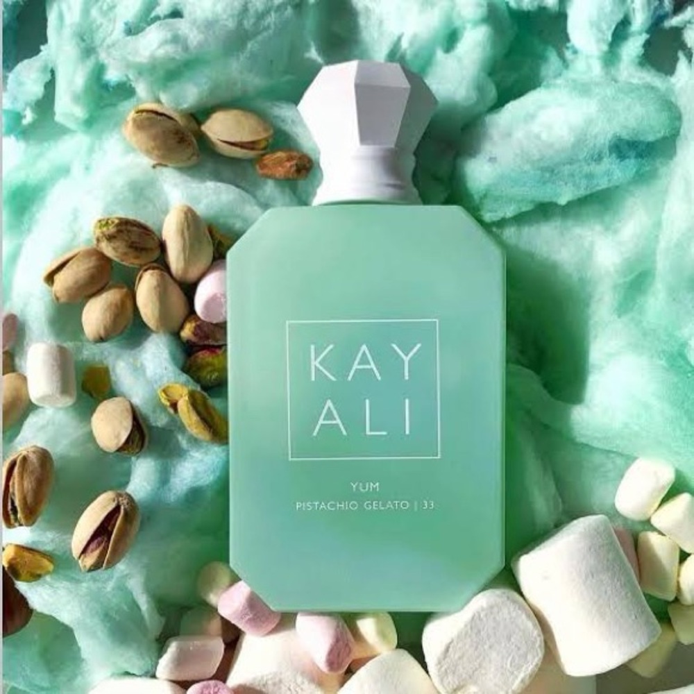Kayali Yum Pistachio Gelato 33